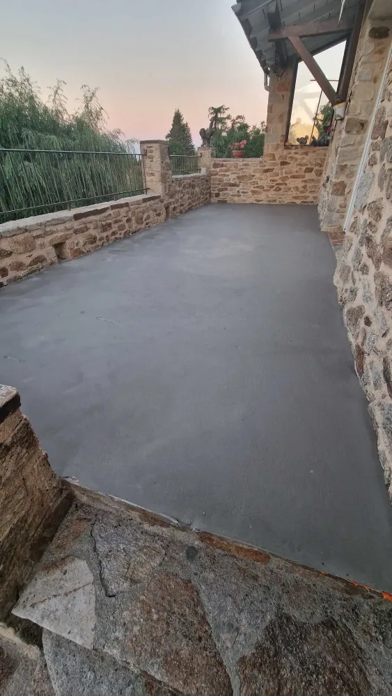 Sol en résine à Naucelle